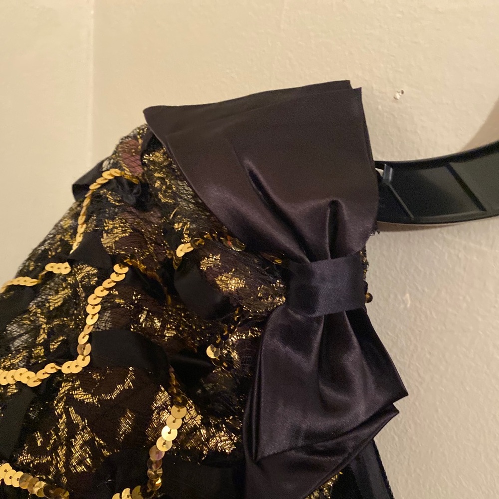 Dress - Picture 4 of 9